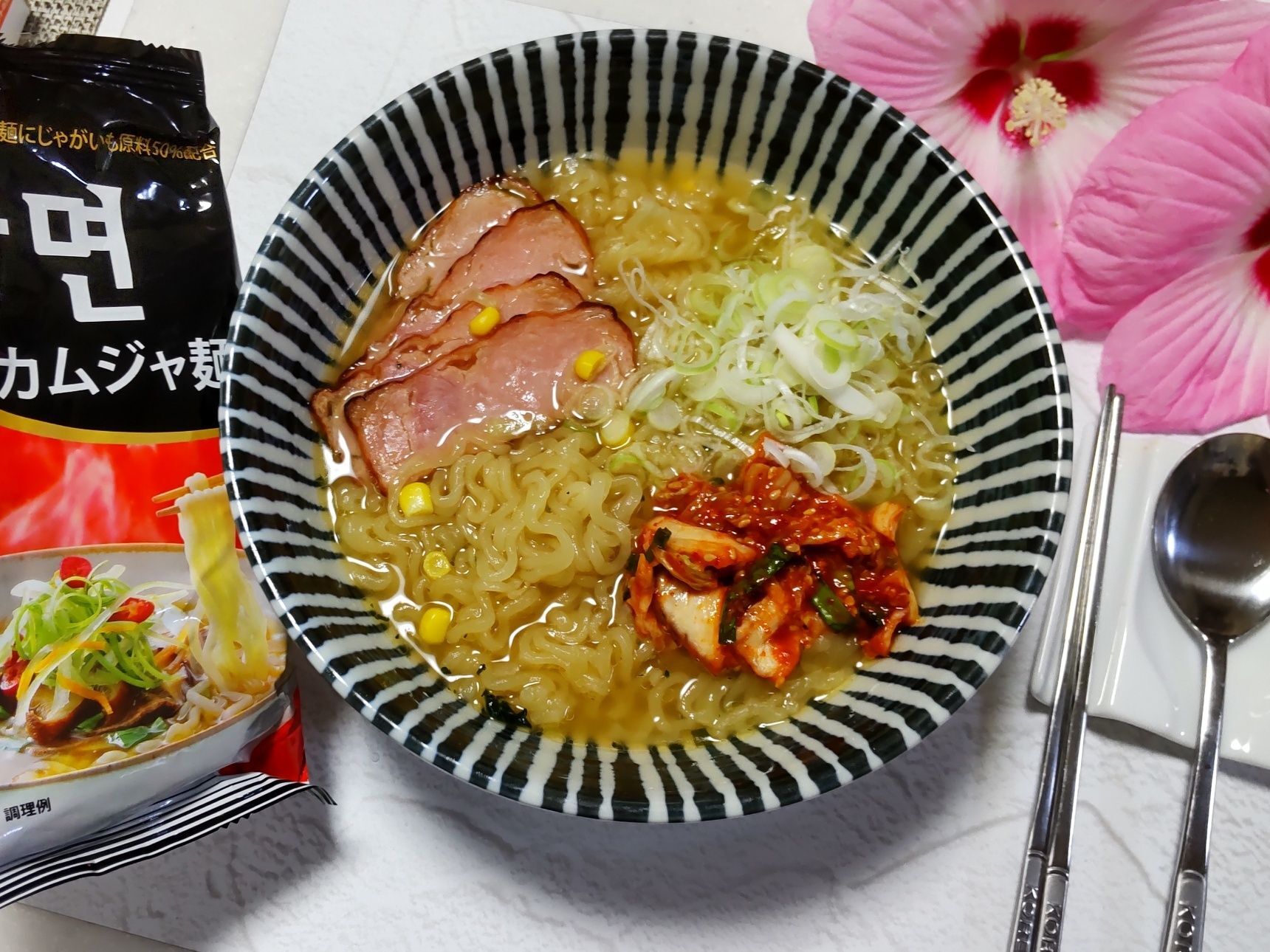 火を使わず、レンチンde完成！韓国ラーメン(カムジャ麺)！じゃがいも50％麺がもちもち、めちゃ旨！