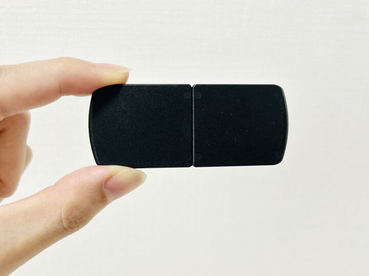 【キャンドゥ】挟むだけで快適に!?その手があったか!「2WAYで活躍」「面倒な衣替えにも役立つね♪」