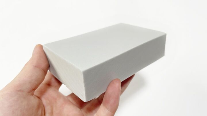 【ニトリ】SNSで話題の「超吸水スポンジ」が新感覚すぎる!?約10倍の吸水力がとにかく万能