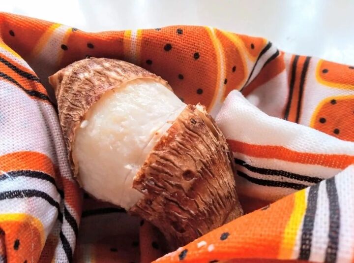 ヌルヌルしない!!里芋の皮を一発でツルッとむく時短ワザ、お教えします【冷凍保存OK】