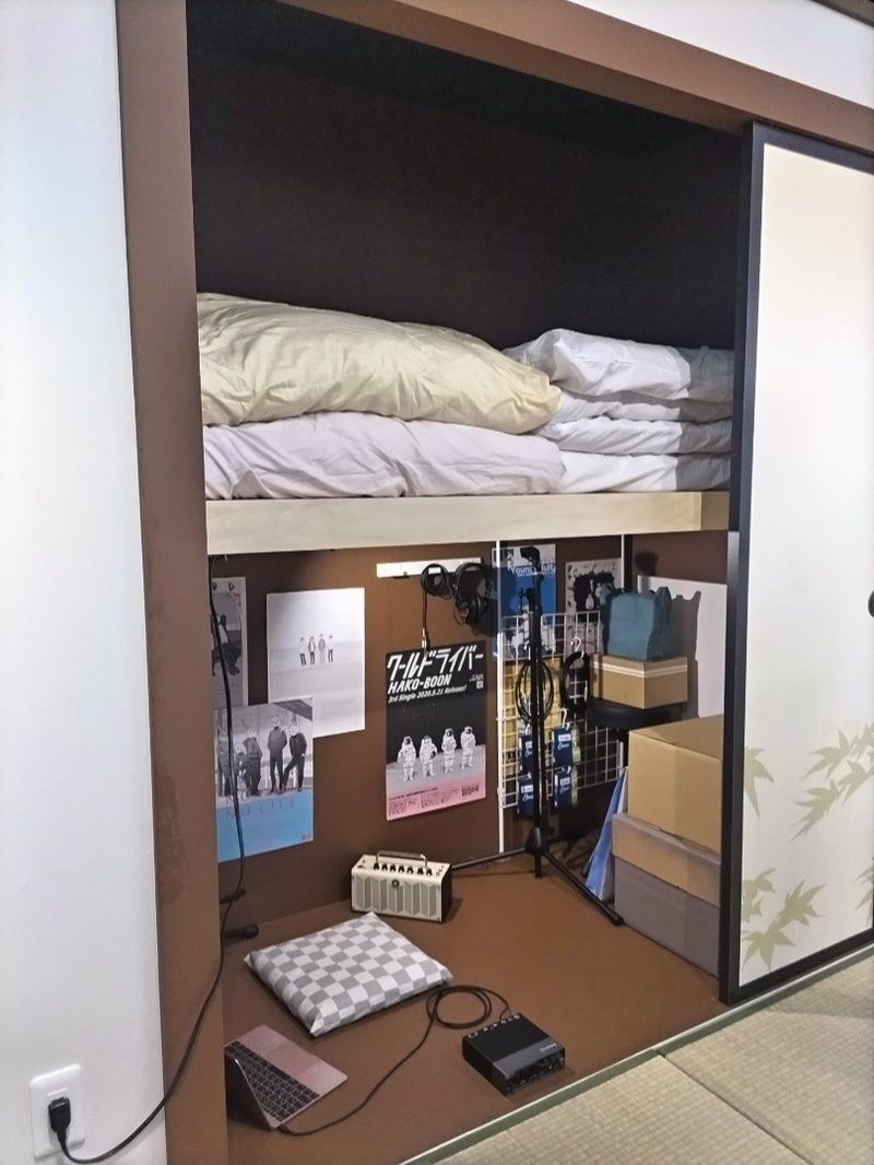 ひとりちゃんのお部屋が再現されていたり・・