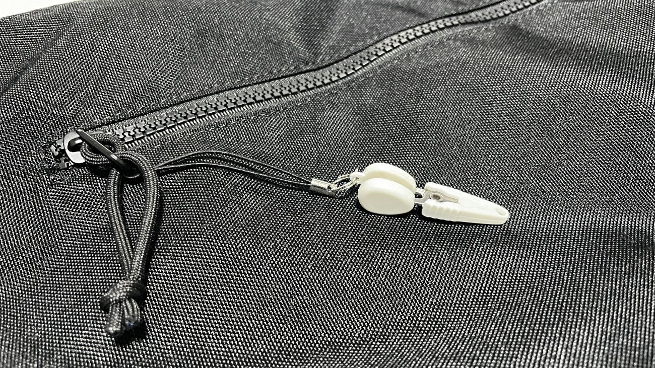100均で販売されている「超小型ハサミ」はどんな時に役立つ