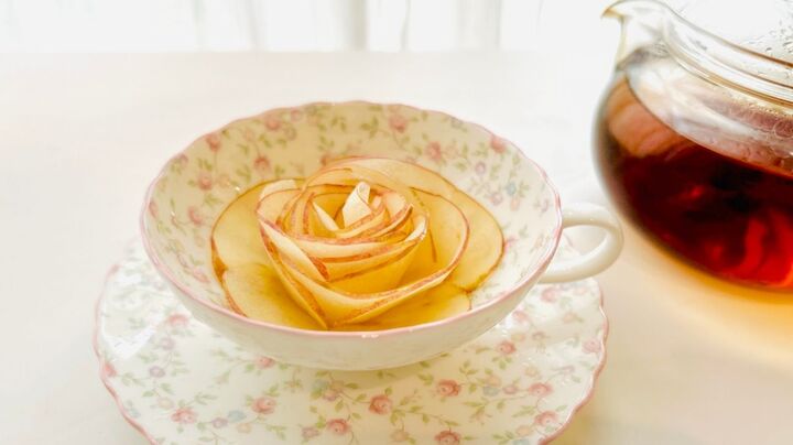 簡単で華やか!大人がハマるおいしい「紅茶の飲み方」用意するのはりんごだけ