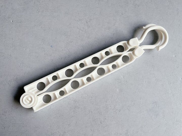 【ダイソー】フックと穴と蝶番と…見るからに便利なアイテム、もちろん期待を裏切りませんでした!