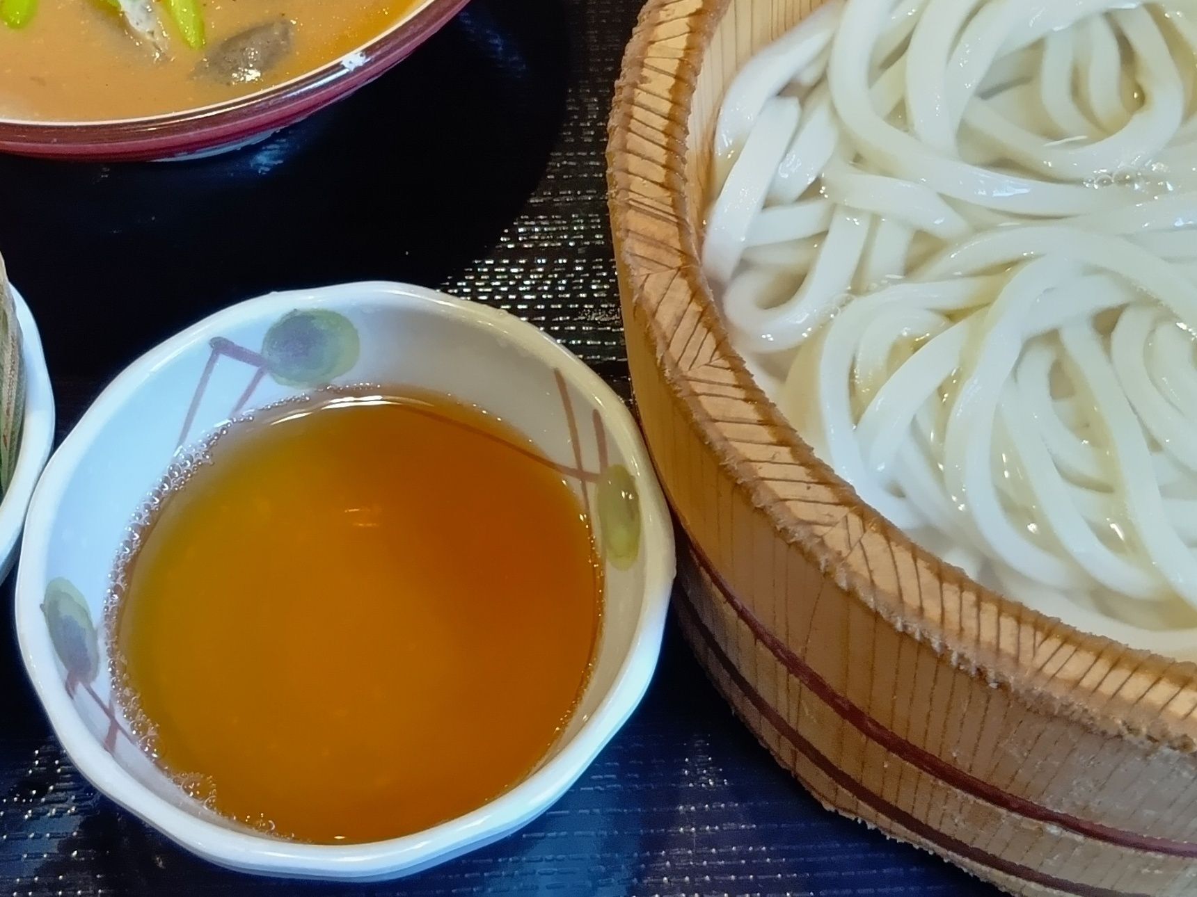 丸亀製麺は「打ち立ての生うどん」がウリですよね！まずは、麺だけを美味しく味わう！