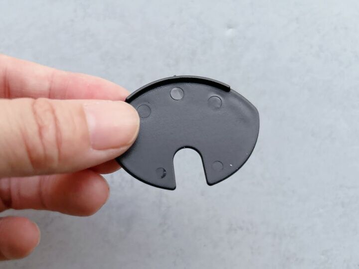 【セリア】何かのパーツ?…じゃないんです!地味にイヤだったものにフタができるアイテム登場♪