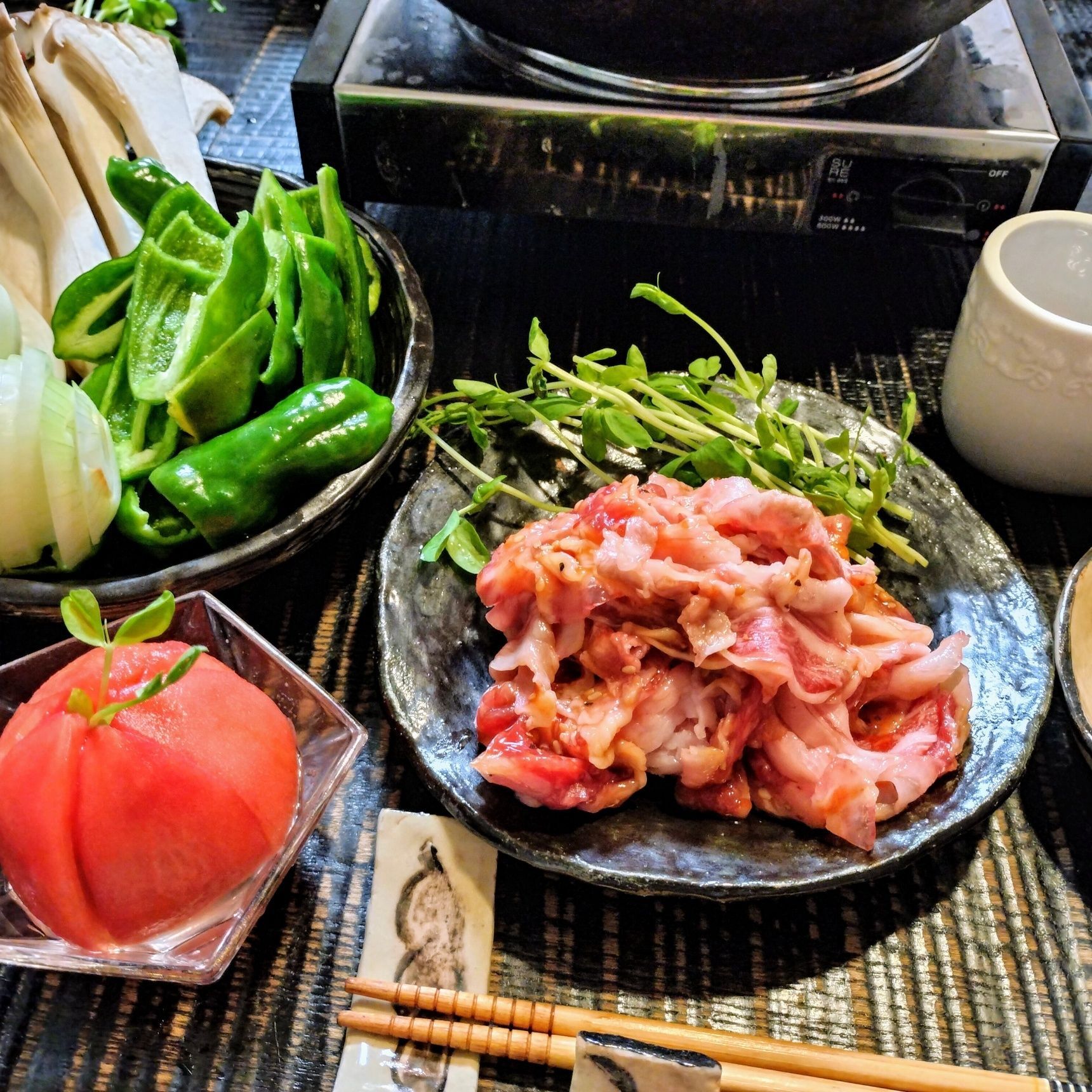 我が家の焼肉はホットプレートより鉄パン！パラパラチャーハン！黒毛和牛とニンニクの旨味たっぷり！