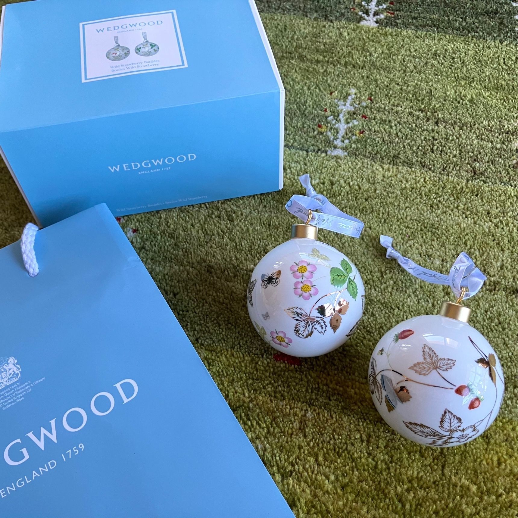 クリスマスプレゼントにも♪WEDGWOODの破格なお値打ち品