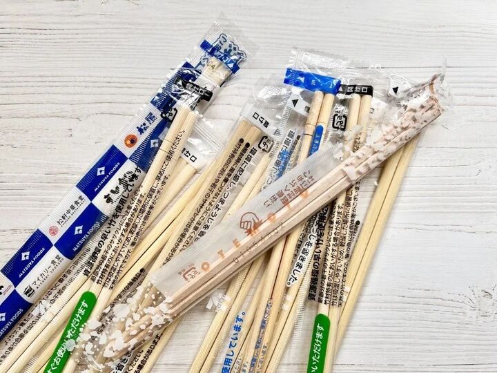 ドサッとそのまま入れてない?余りがちな「割り箸」のベストな収納場所!