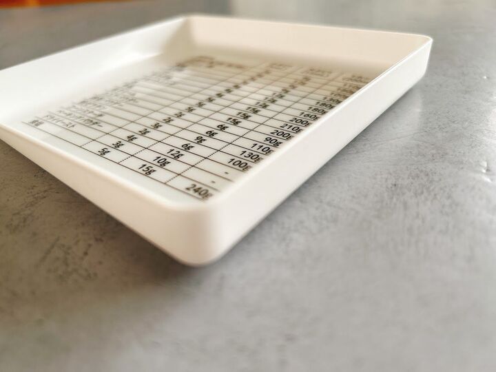 【セリア】数字びっしりのトレイが優秀♡腕前が一気にアップしちゃう使い道に目ウロコ!