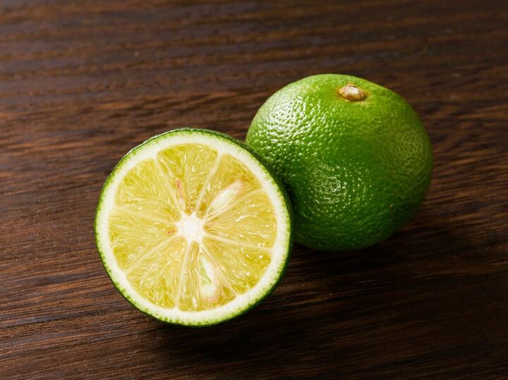 【謹賀新年】「かぼす」と「すだち」の違い、正しく言えたら天才!