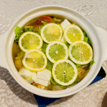 「レモン鍋」さっぱりして美味しい！お正月明けにぴったりな鍋