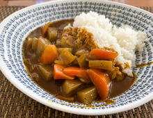 魅惑のプルプル感♡JA全農紹介のこんにゃく×カレーって？シチューもあり？！肉好き家族が味を確かめてみた！