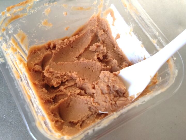 寒い朝に温かいお味噌汁が秒でできる!作り方も簡単な丸めない『パックごと味噌玉』がオススメ♪