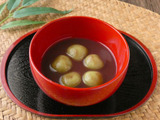 簡単もちもち！「抹茶白玉のおしるこ」