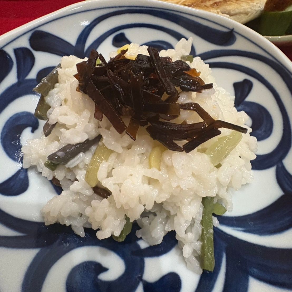 昆布の佃煮を乗せて食べたら最高でした♪