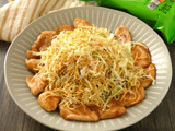 野菜がモリモリ食べられる！「鶏肉ピザの無限キャベツのせ」