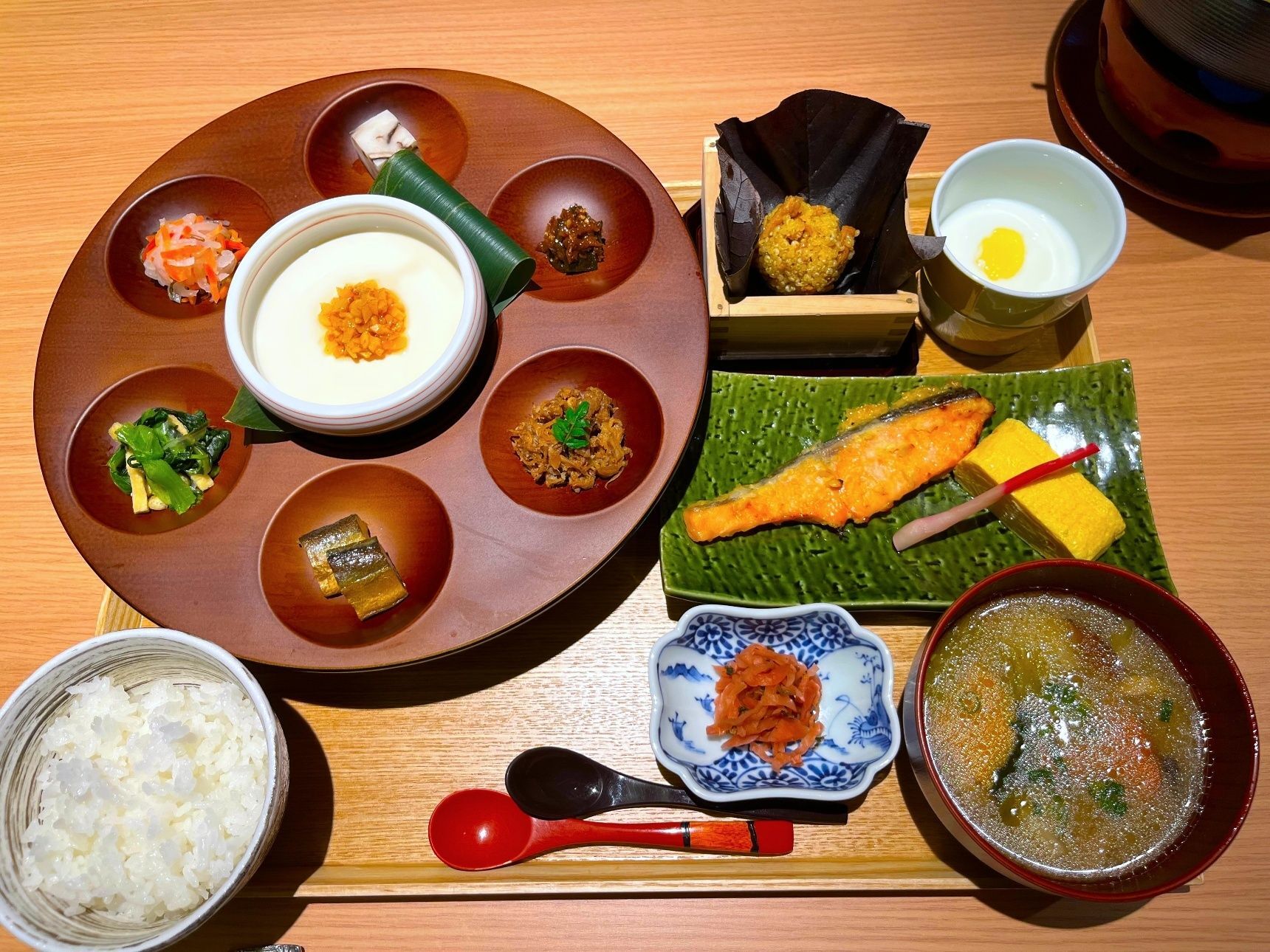 雪国の知恵が詰まった和朝食をいただいて帰途へ