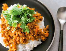 【やせる節約レシピ】あっさりドライカレーの作り方。ひき肉代わりの食材がとにかく優秀で驚きますよ♪