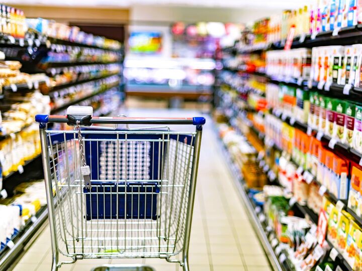月の食費2万円台の人が「スーパーに入る前、絶対にやること」3つ。やるとかなり節約できますよ!