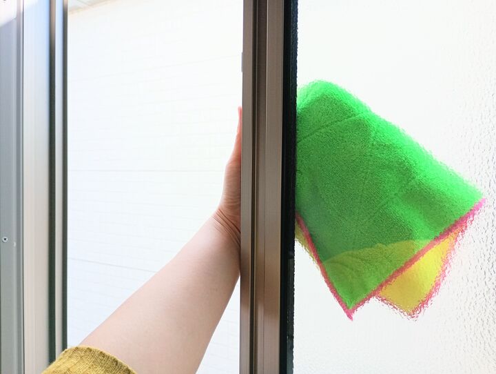 2階の窓掃除、外側はどうする?検証したらスッキリピカピカにする方法を発見!