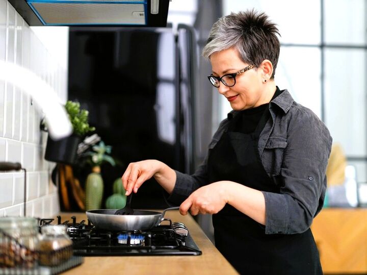 料理研究家の「絶対に必要な調理グッズ」2つ。これがあれば、いつもの料理がグッと快適になりますよ♪