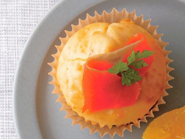 【オイルなし、グルテンなし】「サーモンとチーズのマフィン」の作り方。オードブルのようなご馳走マフィンです♪