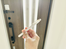 【セリア】ただのペンじゃない！「家族には前もって説明の必要性あり」玄関に置きたい便利アイテム