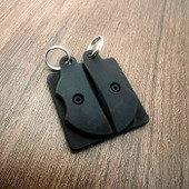謎のキーホルダーでリュックの中身を守る！絶対に付けておきたいアイテムです！