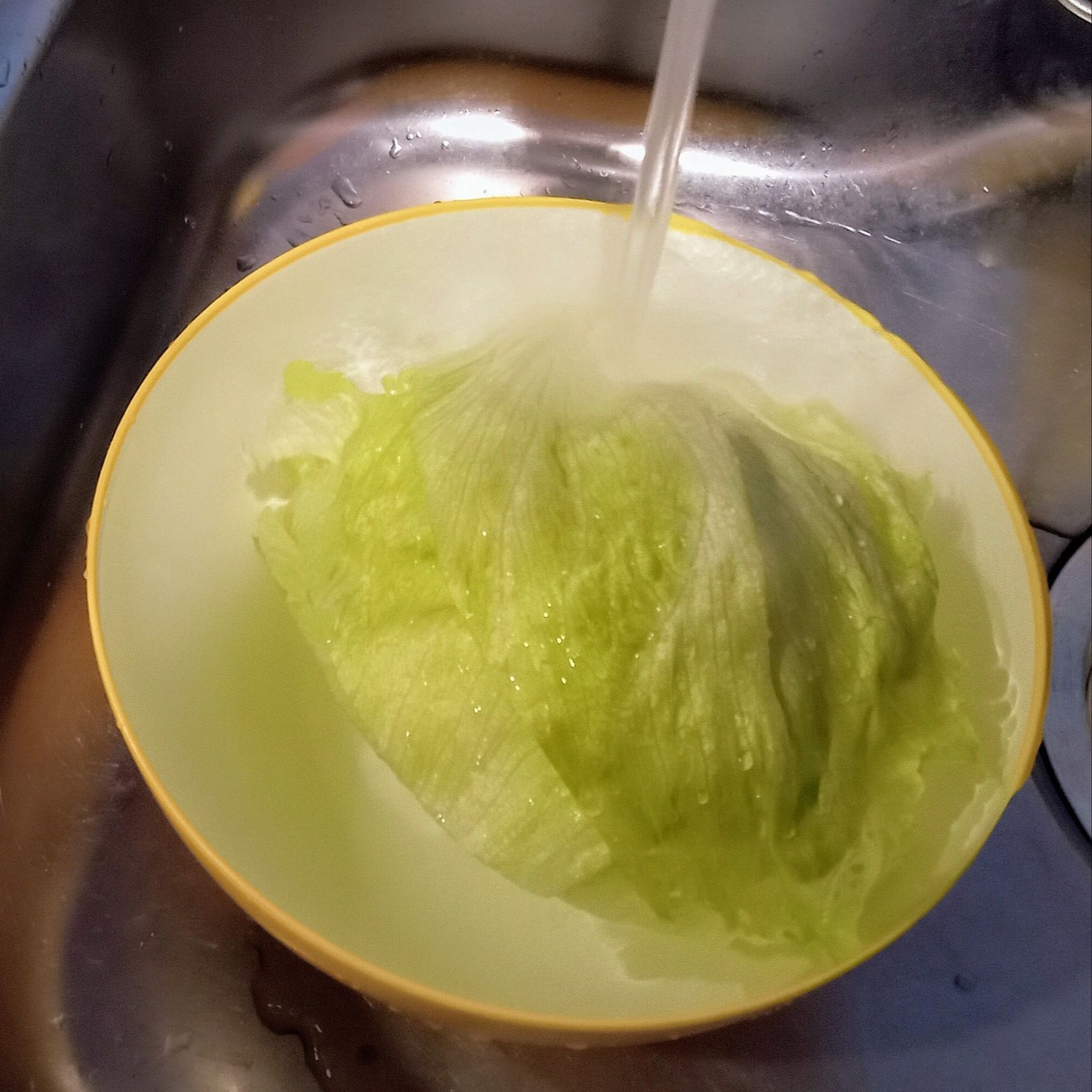 3分後、水道水で熱を取る