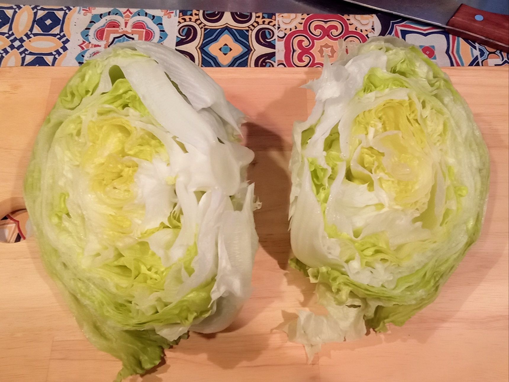 半分にカットして、実験準備