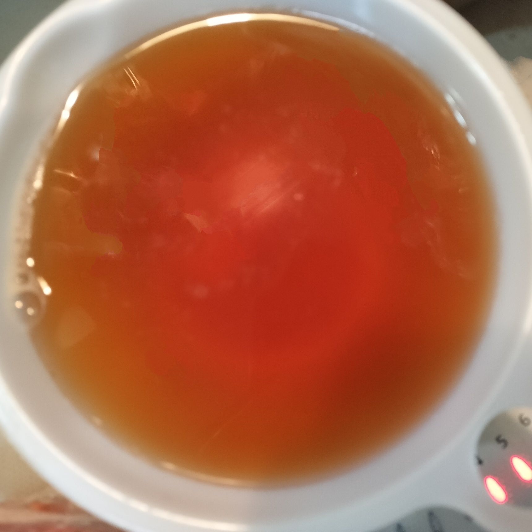 2.お鍋に、材料●を入れて、3分ほど煮る→たけのこと煮汁に分ける→煮汁を冷ます