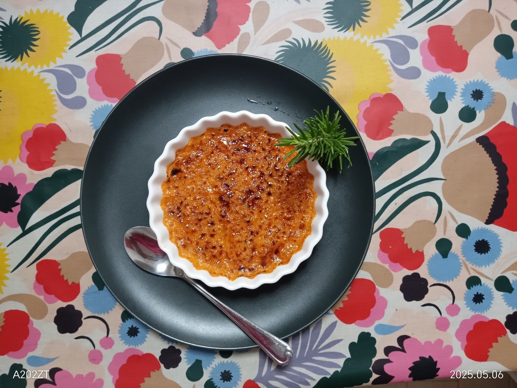 Crème brûlée à la amela　アメーラトマトのブリュレ