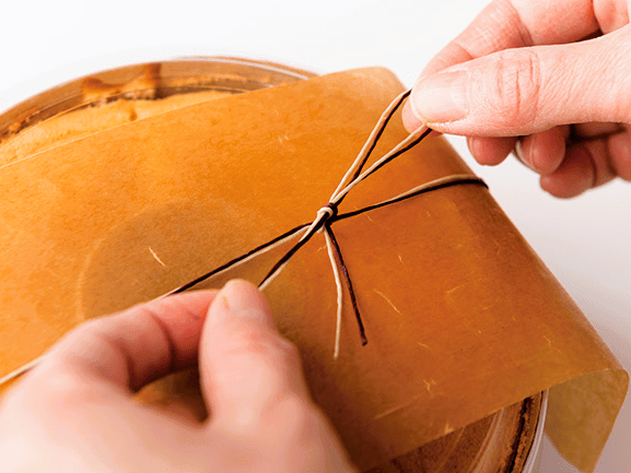 シフォンケーキをオシャレにラッピングする方法。お配り用やおもたせにピッタリです!