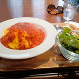 【お外ランチ】「キイトカフェ」怪しい店内で…ふわトロオムライス