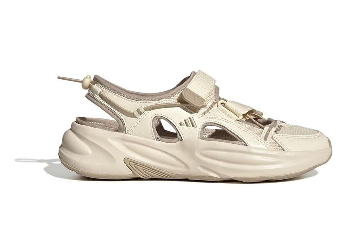 おしゃれと歩きやすさ、どちらも叶える!〈アディダス〉のスニーカー・スポーツサンダルをAmazonタイムセールでお安くゲット♡