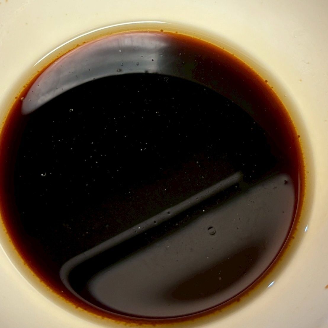 醤油、みりん、ごま油、オイスターソースを混ぜておきます！