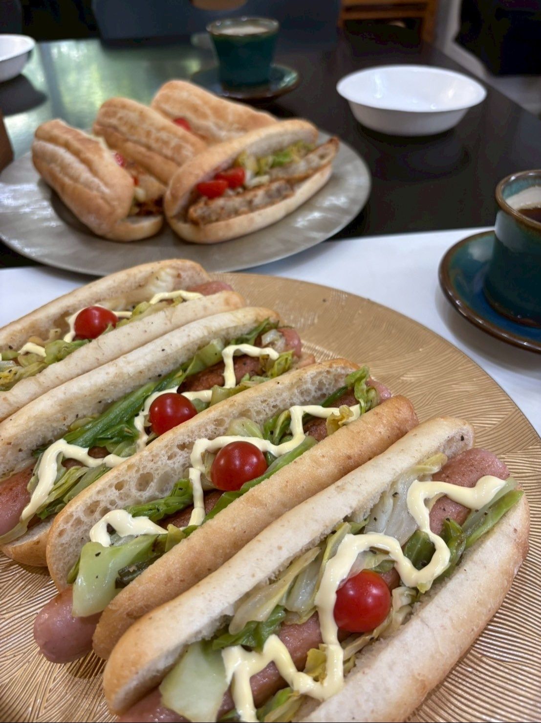 今日のお昼は片手で食べられるカスクートランチでした！