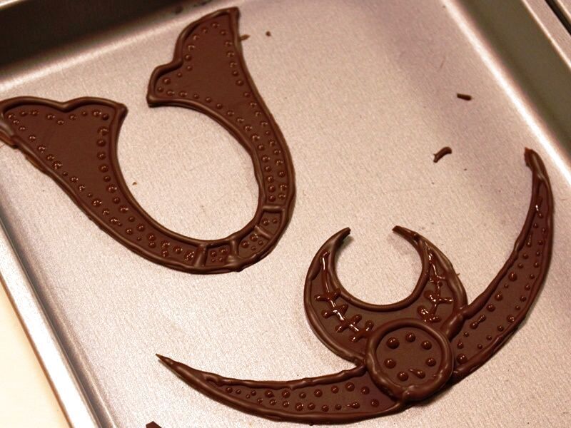 チョコ飾りを作る