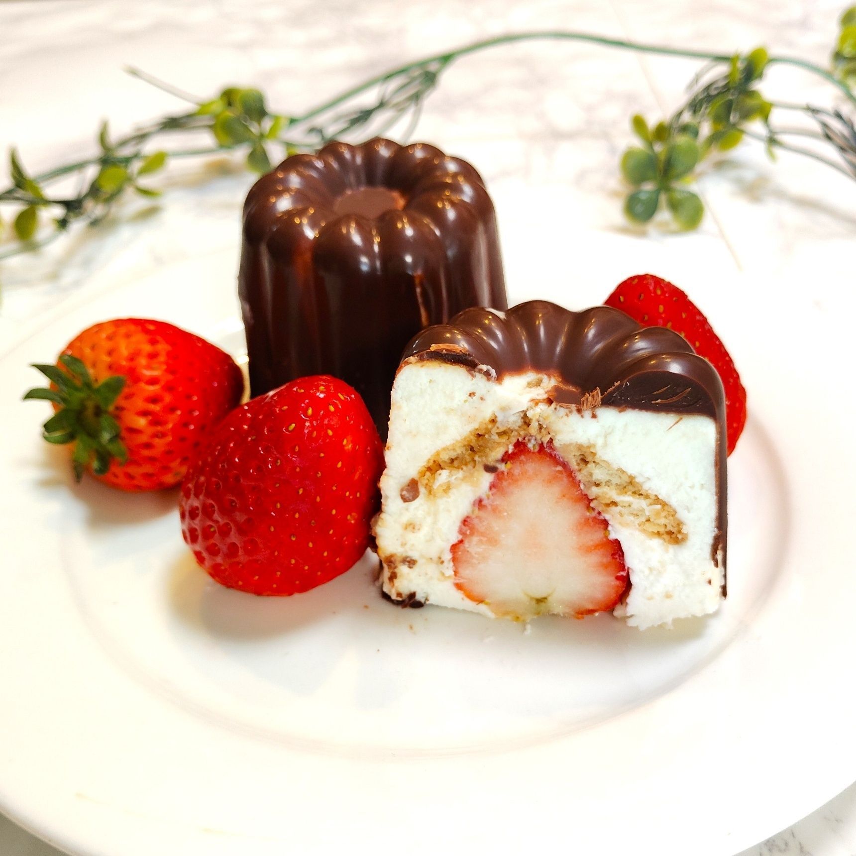 萌え断面～！いちごティラミス。シリコン型で簡単にできるんです！