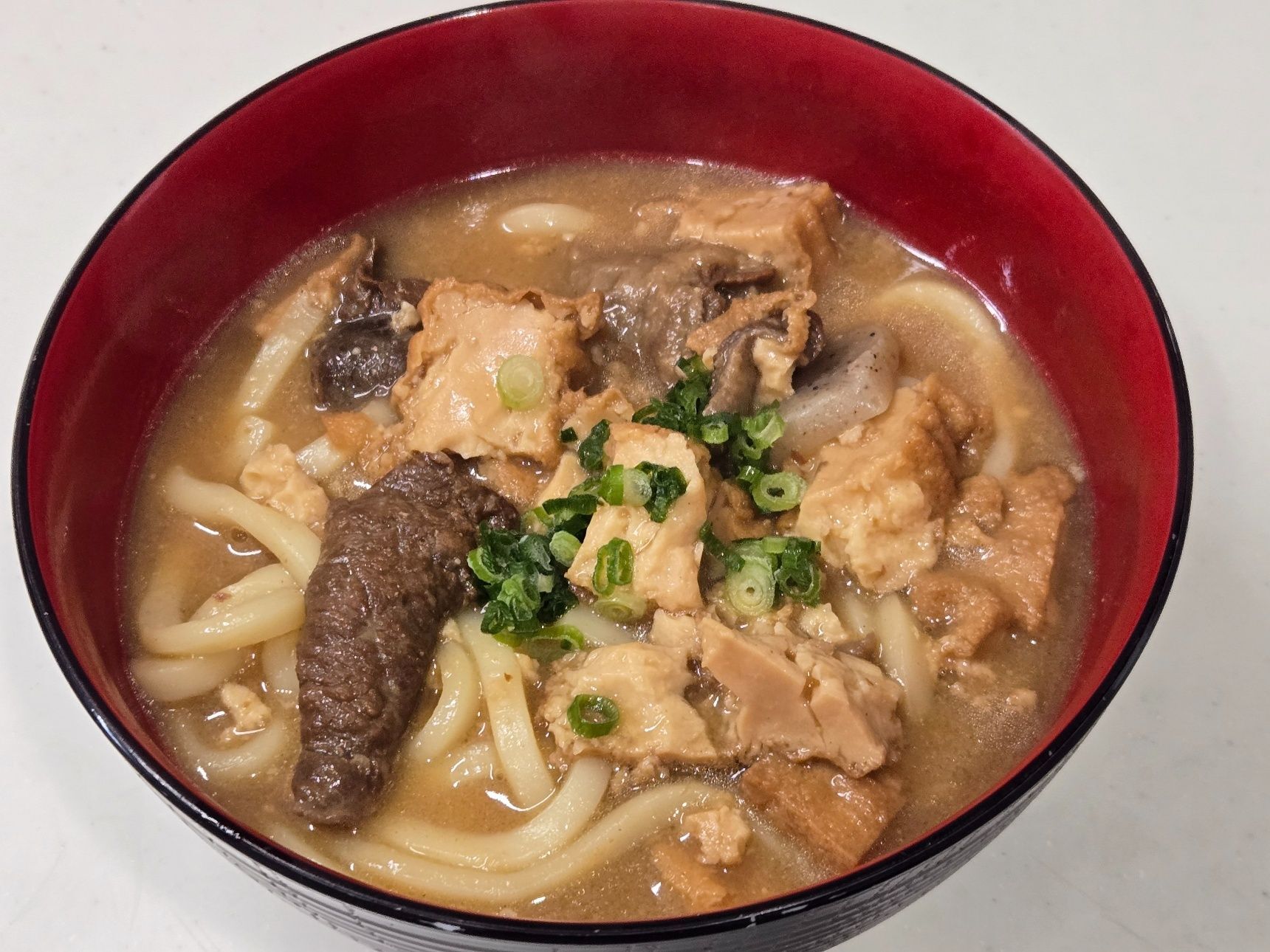 煮物の煮汁で煮込みうどん。