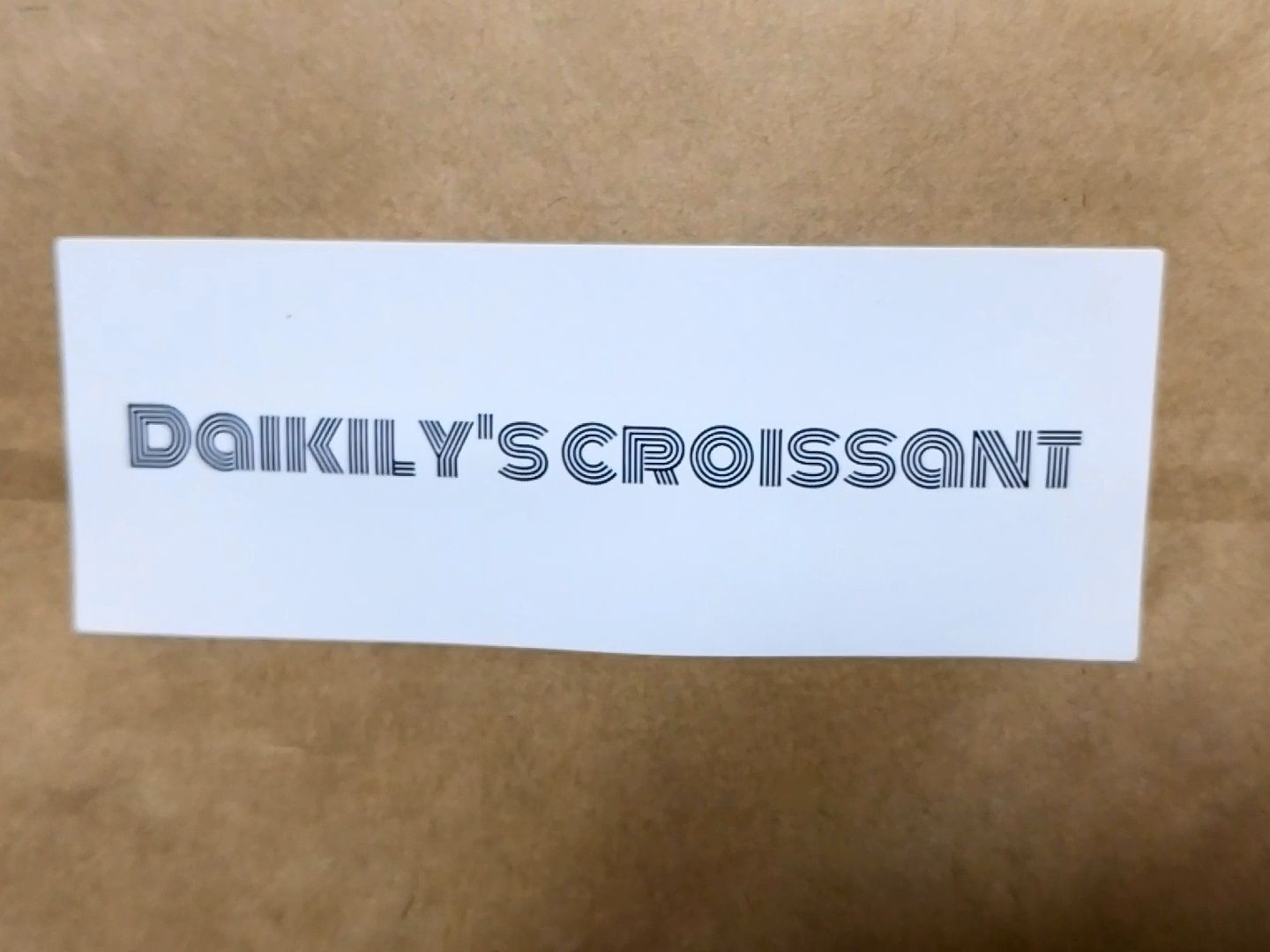 croissant達、2色のポテト、和紅茶・・・な夕食