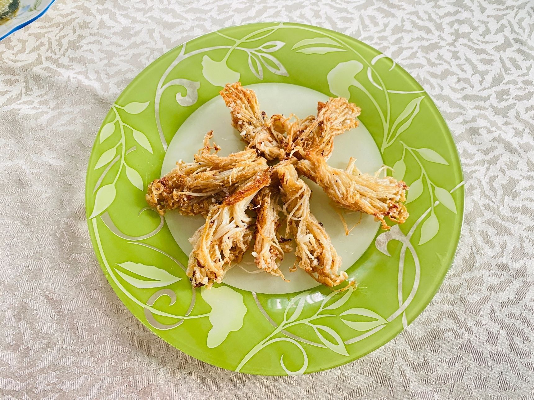 カリッ！香ばしくて美味しい～やみつき「えのき唐揚げ」