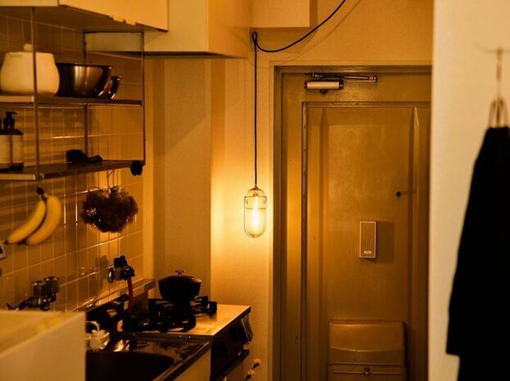 【40代の一人暮らし】疲れた心をほっと癒やしてくれる『一目惚れライト』を大公開!