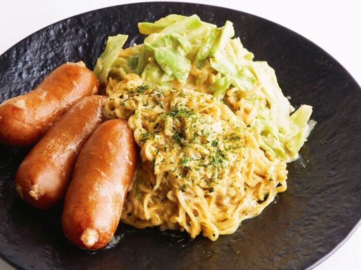 『ペヤング』衝撃の食べ方!常識を覆す激うまレシピを大公開【ケンティー健人の世にもおいしいレシピ】