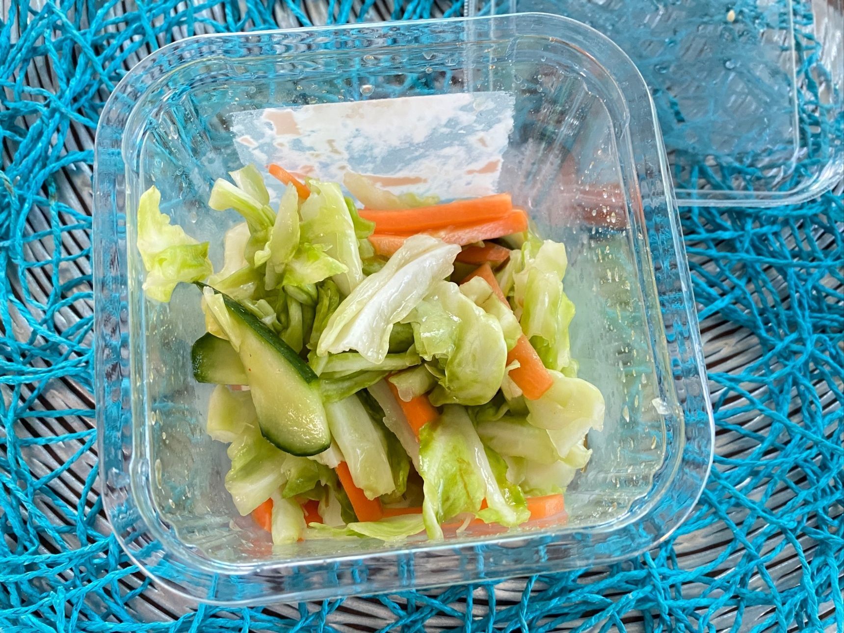 【試してみた】超簡単！麺つゆで「浅漬け」箸が止まらない〜