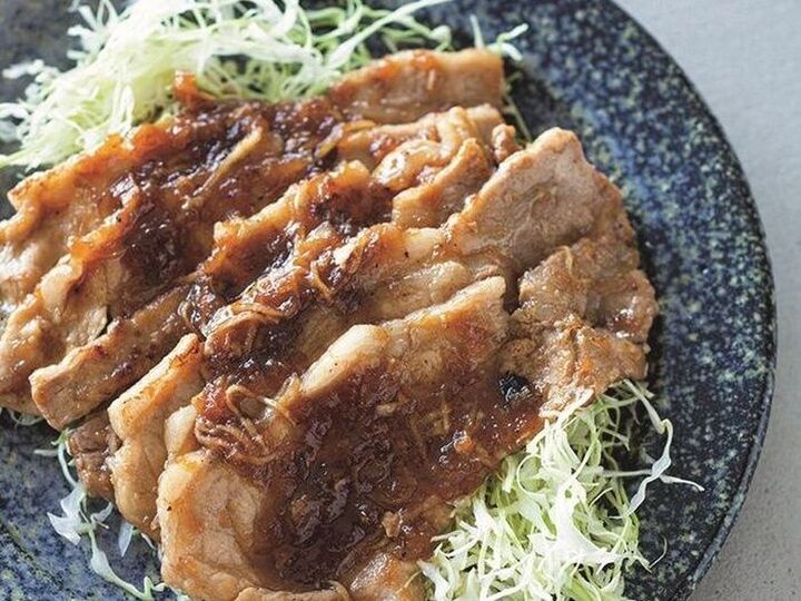 いつもの『豚のしょうが焼き』が超回復版に進化♡もう動けない…そんな日に!プロが教えるスタミナ飯に注目