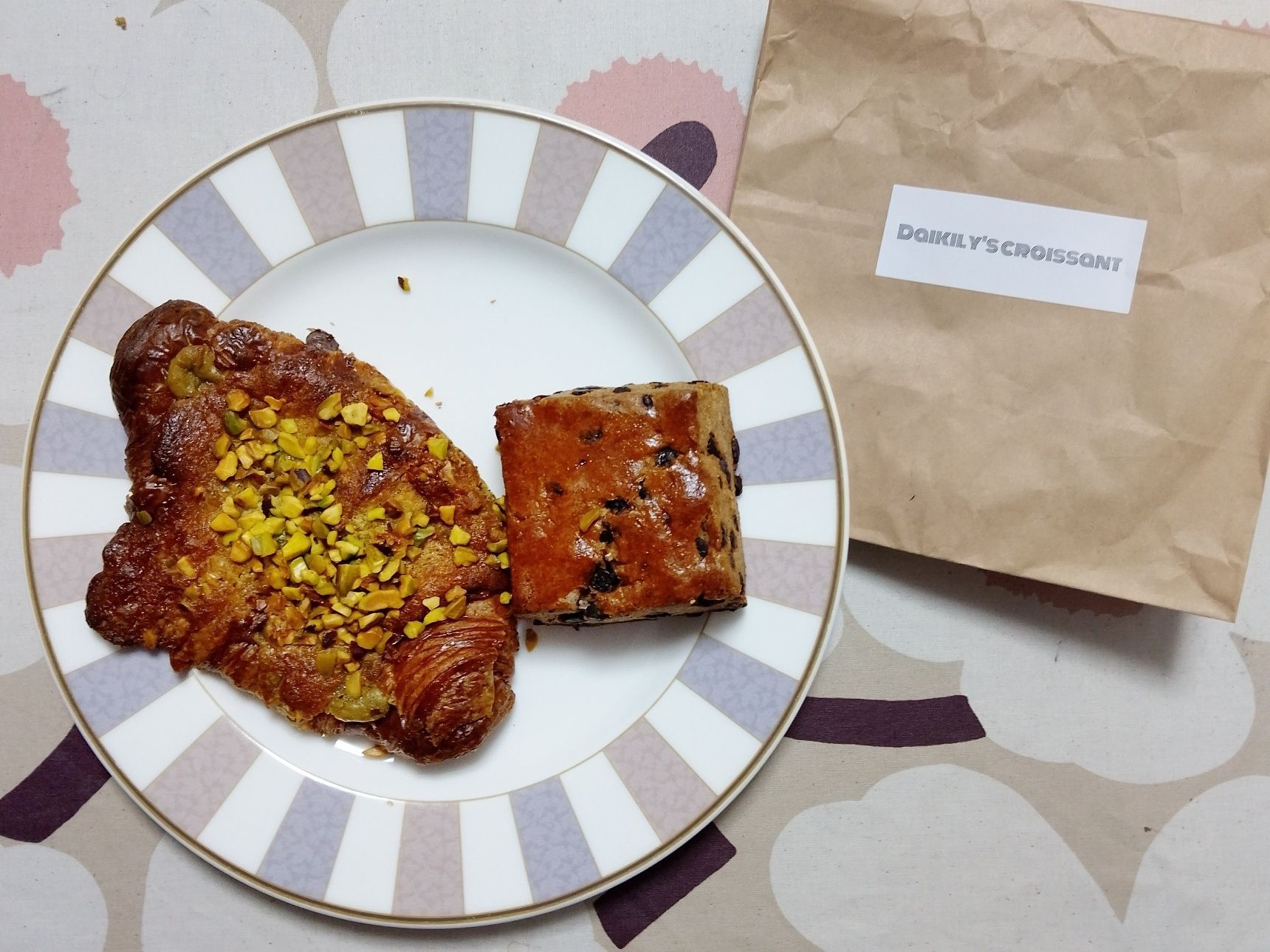daikily_croissant 販売日  @pili gallery_k