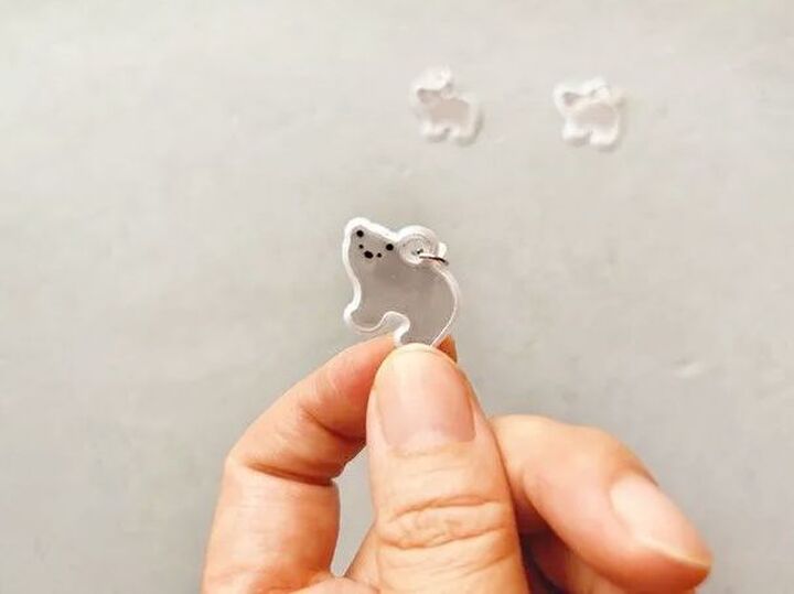 【セリア】見つけたら即買い♡極小“シロクマちゃん”が実は優秀⇨お守り代わりのいい仕事します!