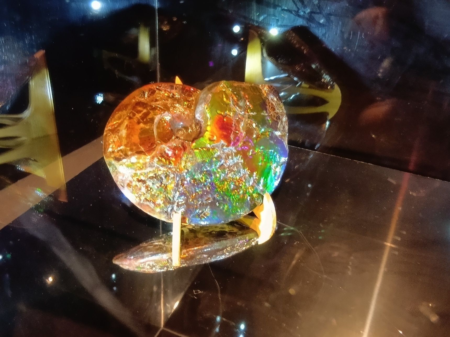まるでオパールのように、虹色に輝いていて…本当にうっとりしてしまいましたよ〜！